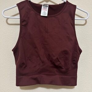 Workout crop tank